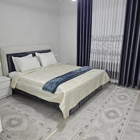 Amelia Luxury 1 *
